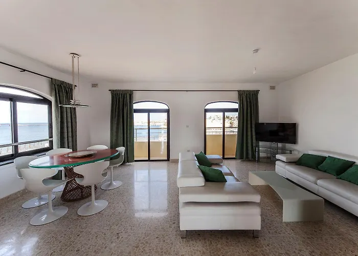 Holiday home Mariette - Large Terrace - Grand Harbour View