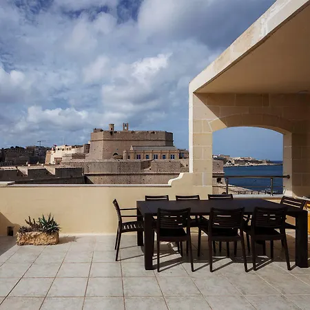 Ferienhaus Mariette - Large Terrace - Grand Harbour View Vittoriosa