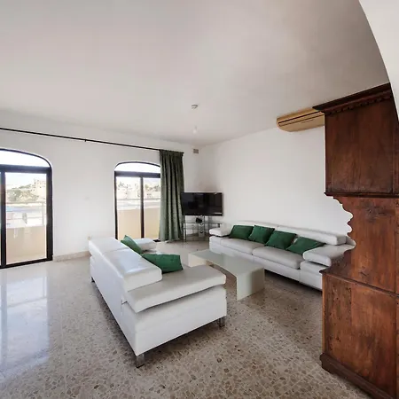 Mariette - Large Terrace - Grand Harbour View *