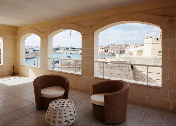 Mariette - Large Terrace - Grand Harbour View *